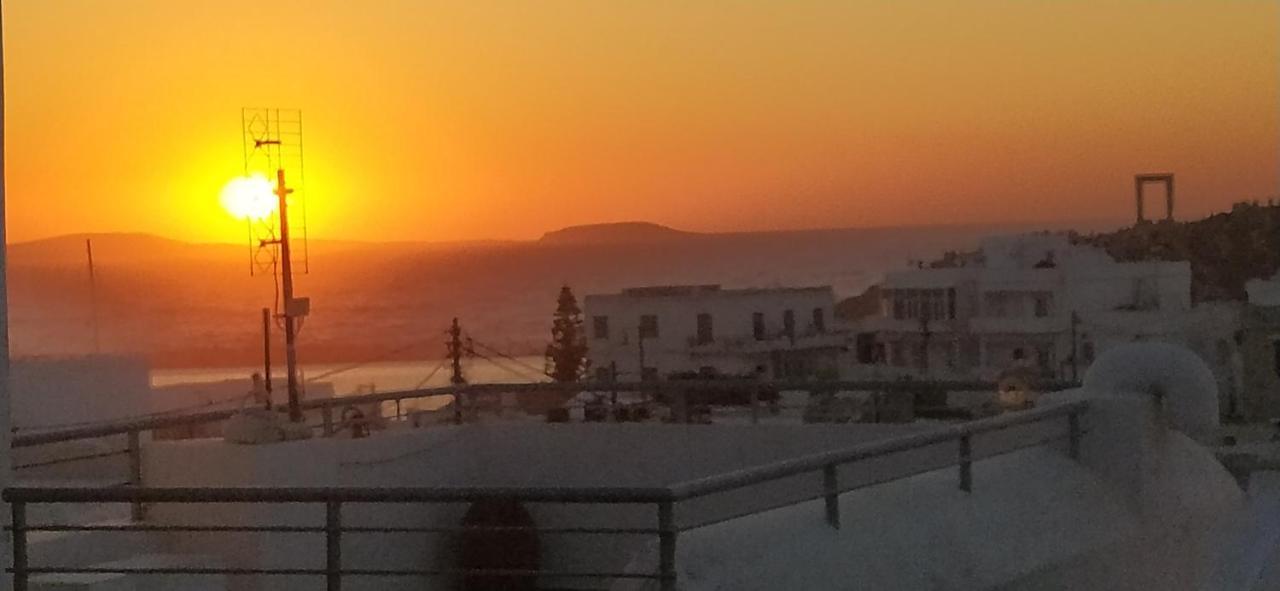 Naxion Esti - Διαμονή Στην Παλιά Χώρα Της Νάξου Villa Naxos City Buitenkant foto