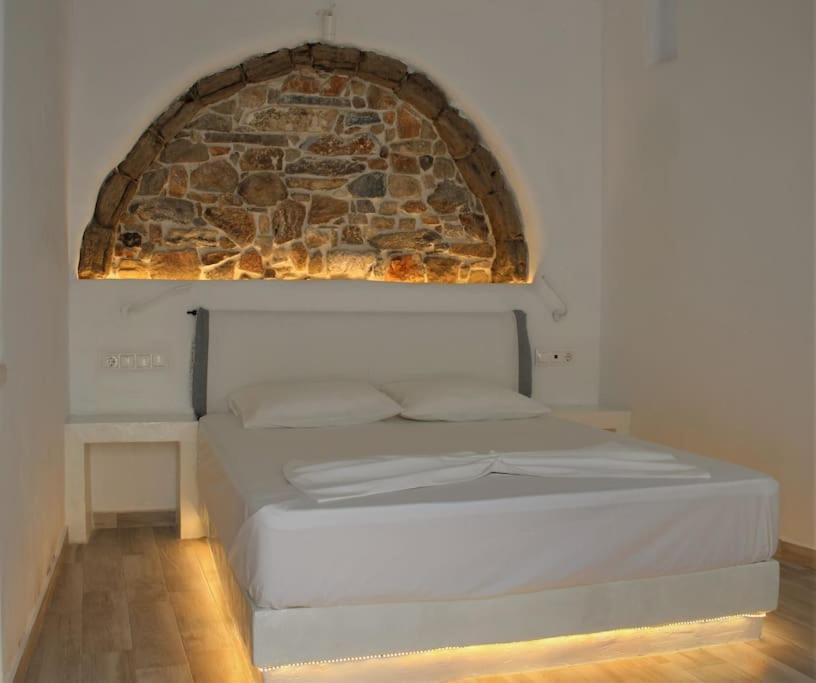 Naxion Esti - Διαμονή Στην Παλιά Χώρα Της Νάξου Villa Naxos City Buitenkant foto